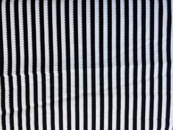 Patchwork stof - sorte og hvide striber med sølv prikker