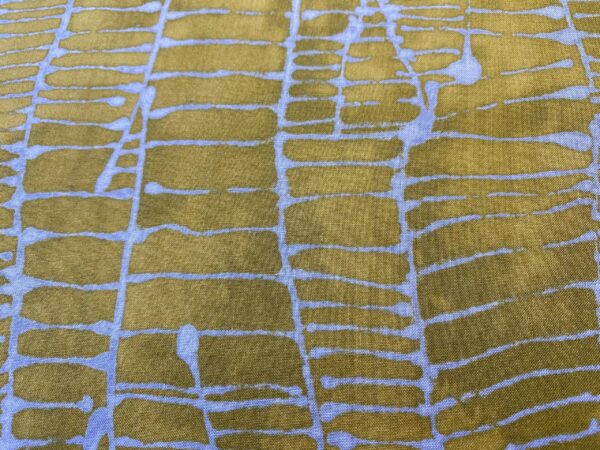 Patchwork stof - gul med blå streger