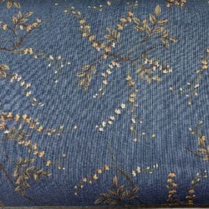 Patchwork stof - blå med grene og blomster