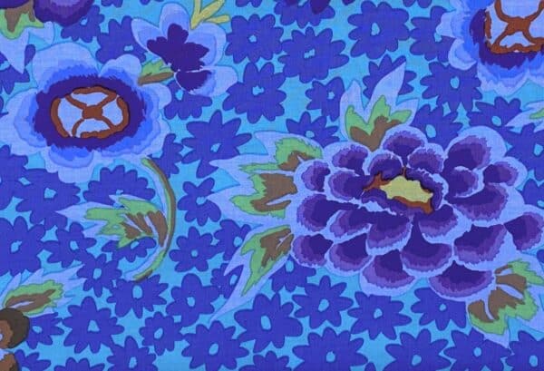 Patchwork stof - Kaffe Fassett - Turkis med blå-brunlige blomster, Charlotte
