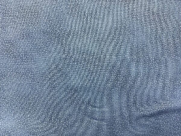 Patchwork stof - blå med blad mønster