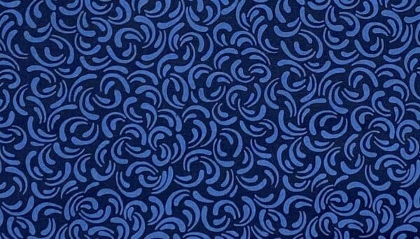 Patchwork stof - mørkeblå stof med lyseblå mønster